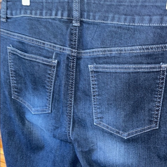 Chico’s Platinum Dark Blue Cropped Women's Jeans Size 1 - Picture 6 of 8